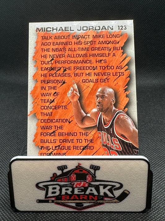 1996/1997 Fleer Michael Jordan Hardwood Leader #123