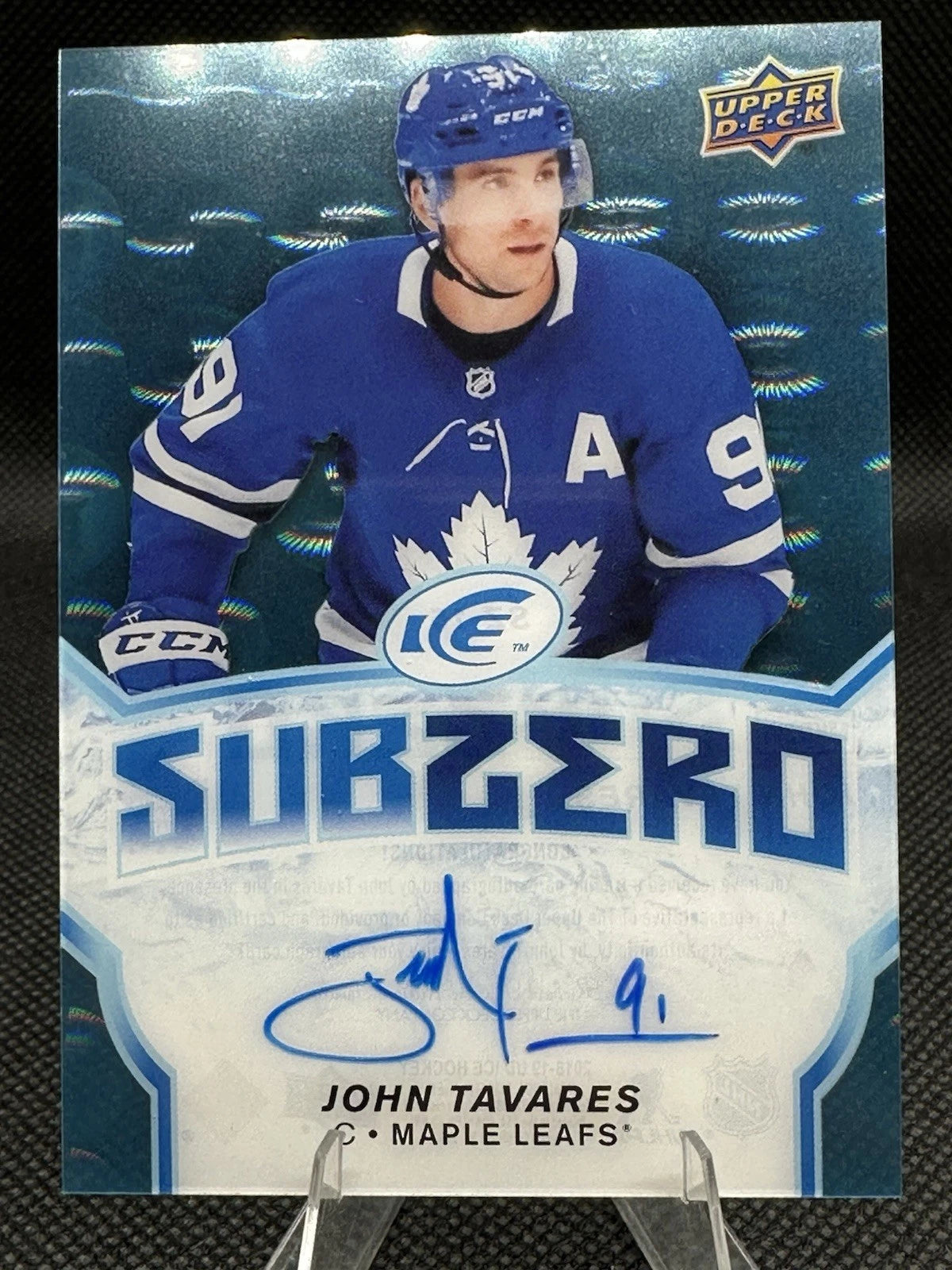 2018/19 Upper Deck Ice John Tavares Sub Zero Auto